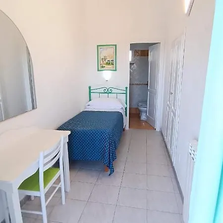 Casa Nicola فندق