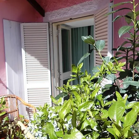 מלון Casa Nicola 2*