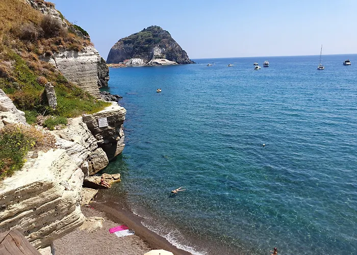 Casa Nicola Hotel 2*