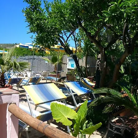 Casa Nicola Sant'Angelo (Isola d'Ischia)